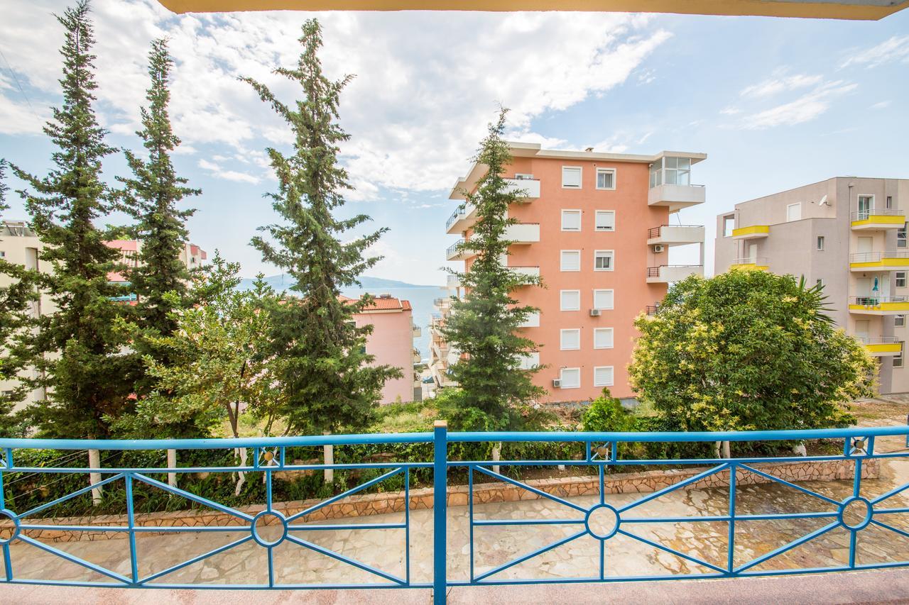 Blue Heaven Hotel Sarande Bagian luar foto